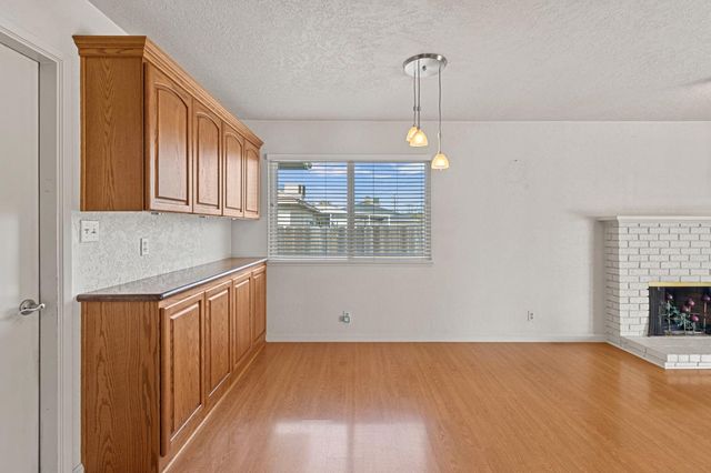 1428 Kent Way, Modesto, CA 95355