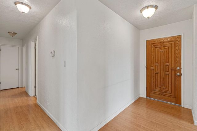 1428 Kent Way, Modesto, CA 95355