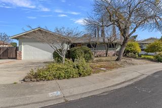 1428 Kent Way, Modesto, CA 95355