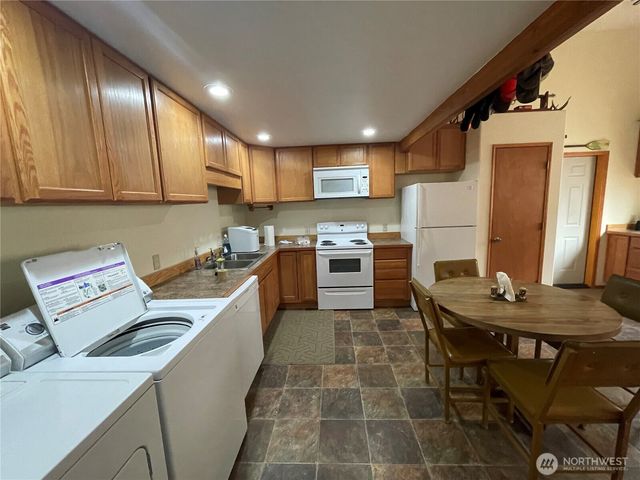 37855 Skyview Court N, Creston, WA 99147