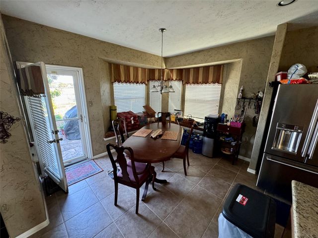 3419 Village Pond Lane, Fresno, TX 77545