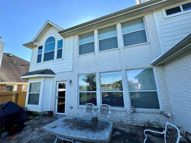 3419 Village Pond Lane, Fresno, TX 77545