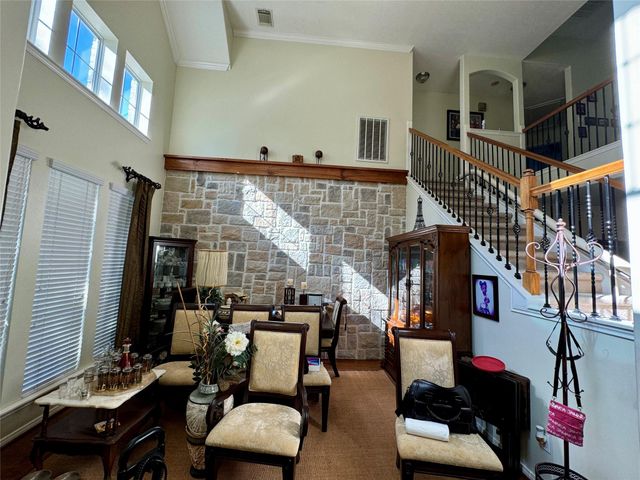 3419 Village Pond Lane, Fresno, TX 77545