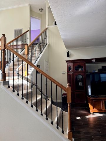 3419 Village Pond Lane, Fresno, TX 77545