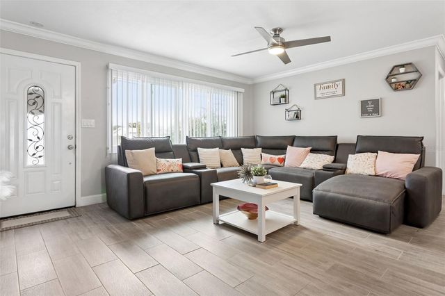 5780 86TH AVENUE N, Pinellas Park, FL 33782