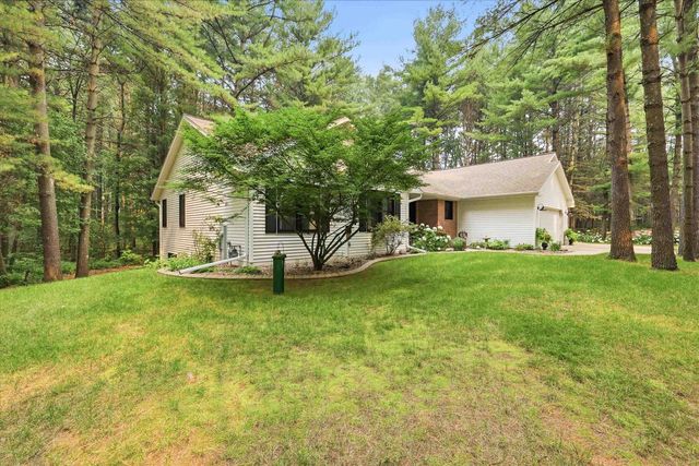 3673 POWDERHORN LANE, Suamico, WI 54173
