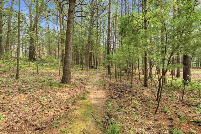 3673 POWDERHORN LANE, Suamico, WI 54173