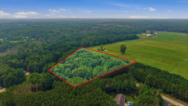 3673 POWDERHORN LANE, Suamico, WI 54173
