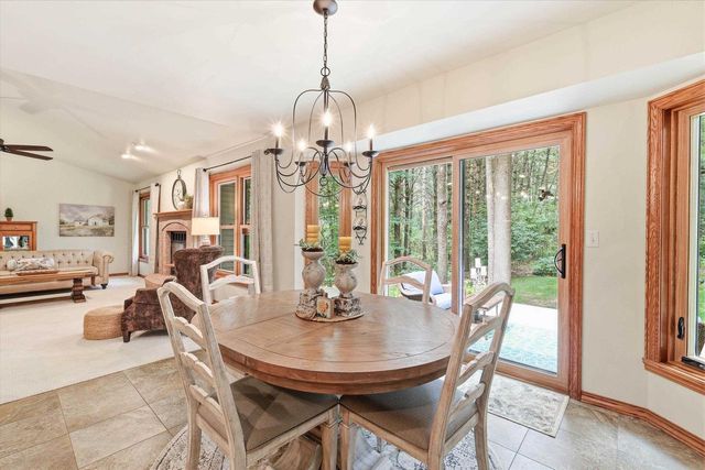 3673 POWDERHORN LANE, Suamico, WI 54173