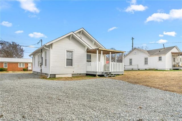 406 Sullivan Street, Thomasville, NC 27360