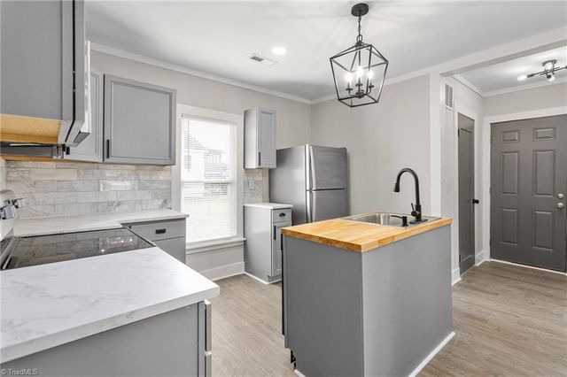 406 Sullivan Street, Thomasville, NC 27360