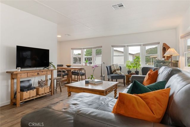 22 Margarita, Camarillo, CA 93012