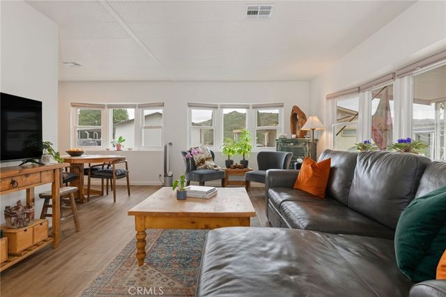 22 Margarita, Camarillo, CA 93012