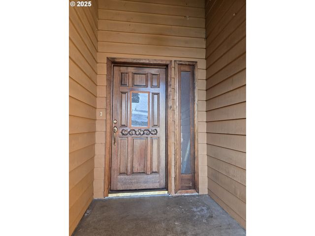 291 Se SHIGLEY St, Winston, OR 97496