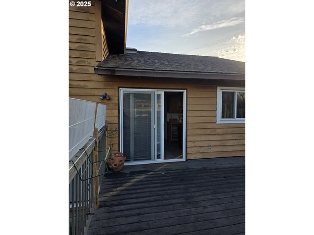 291 Se SHIGLEY St, Winston, OR 97496