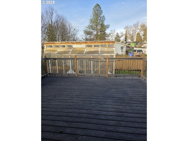 291 Se SHIGLEY St, Winston, OR 97496