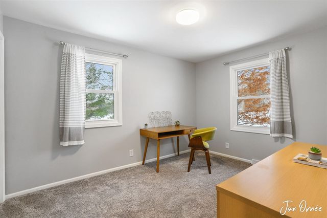 5760 Ivanrest Avenue, Wyoming, MI 49418