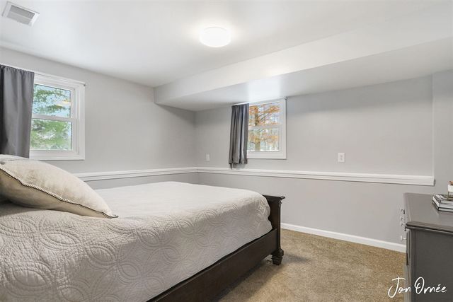 5760 Ivanrest Avenue, Wyoming, MI 49418