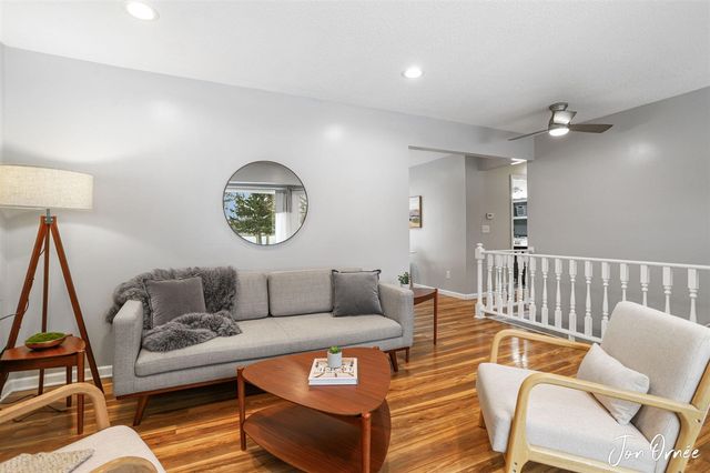 5760 Ivanrest Avenue, Wyoming, MI 49418