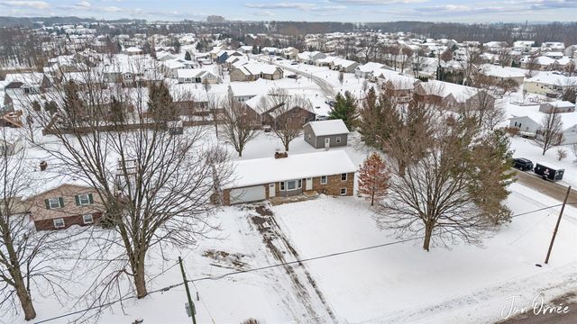 5760 Ivanrest Avenue, Wyoming, MI 49418