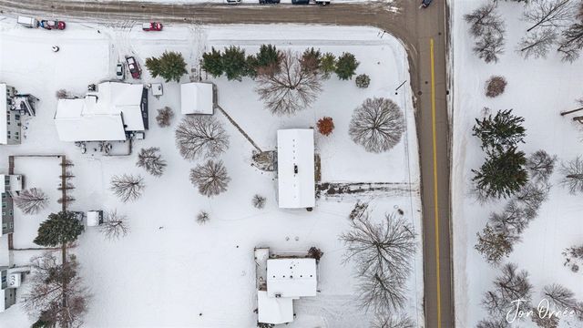 5760 Ivanrest Avenue, Wyoming, MI 49418