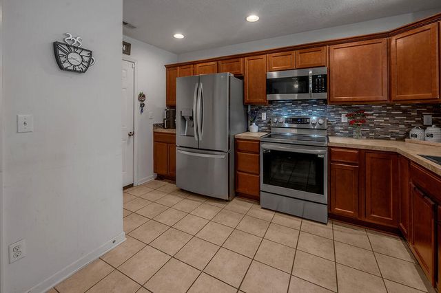 2492 Mulundy Way, Lexington, KY 40511