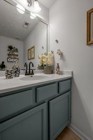 2492 Mulundy Way, Lexington, KY 40511