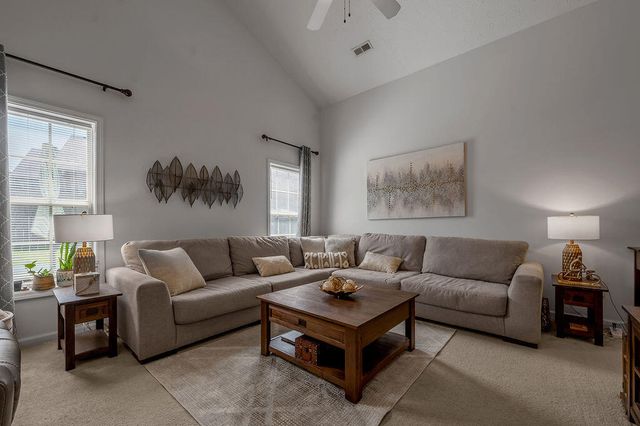 2492 Mulundy Way, Lexington, KY 40511