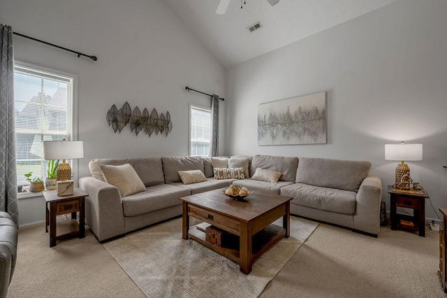 2492 Mulundy Way, Lexington, KY 40511