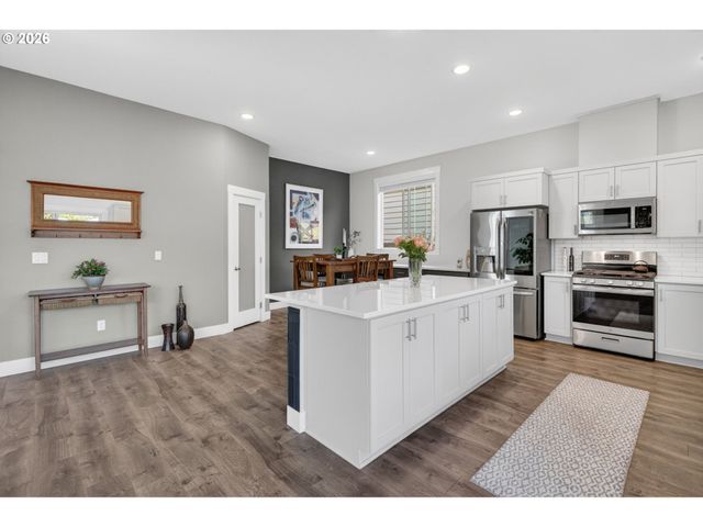 16537 Sw SUNSHINE COAST St, Portland, OR 97224