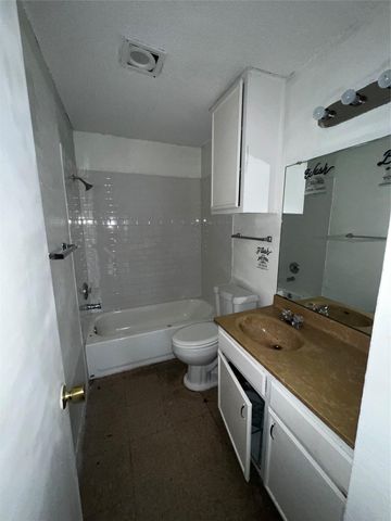 5507 Fence ROW, Austin, TX 78744