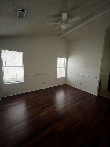 5507 Fence ROW, Austin, TX 78744