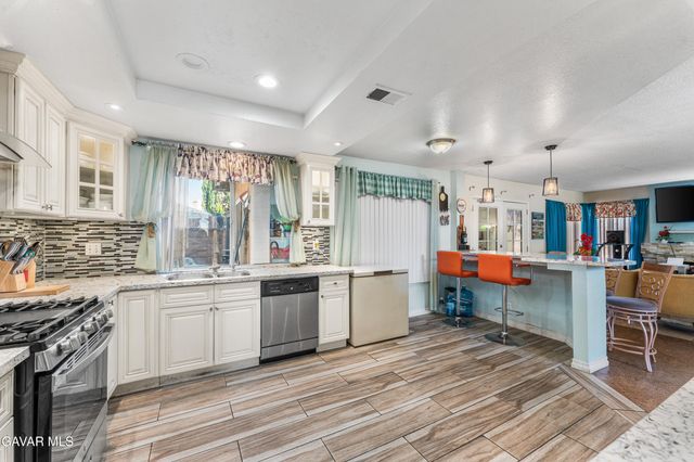 37704 49th Street, Palmdale, CA 93552