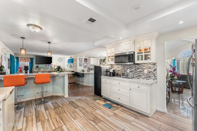 37704 49th Street, Palmdale, CA 93552