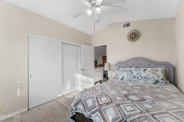 37704 49th Street, Palmdale, CA 93552