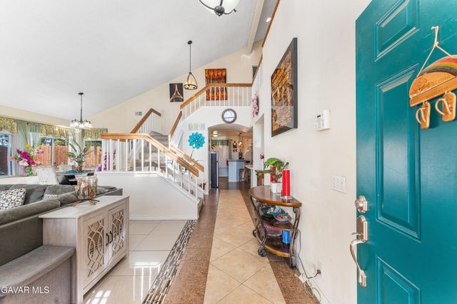 37704 49th Street, Palmdale, CA 93552