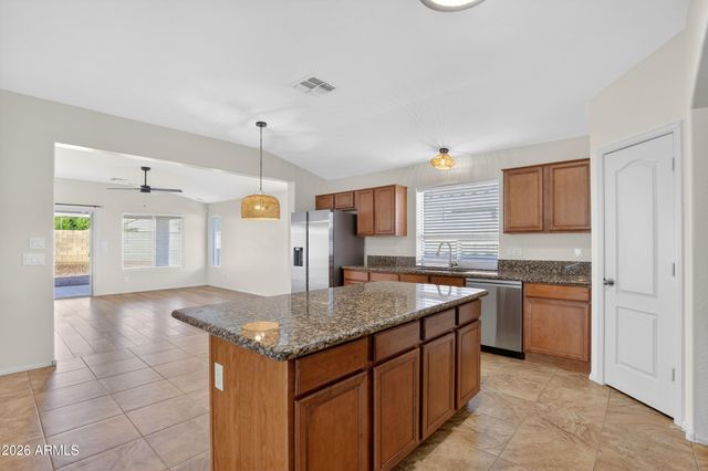 17662 W CHARTER OAK Road, Surprise, AZ 85388