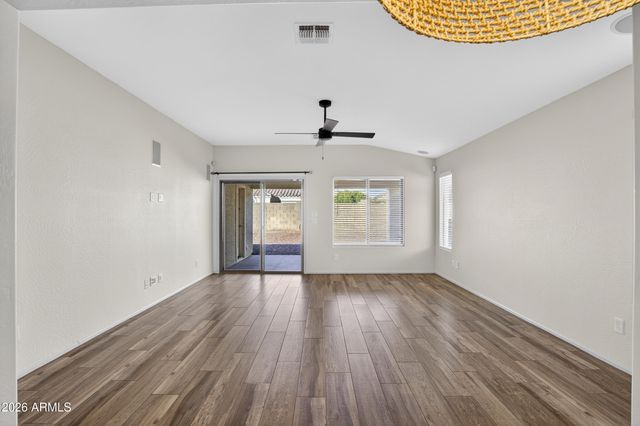 17662 W CHARTER OAK Road, Surprise, AZ 85388