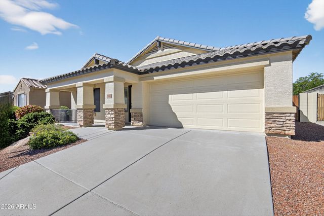 17662 W CHARTER OAK Road, Surprise, AZ 85388