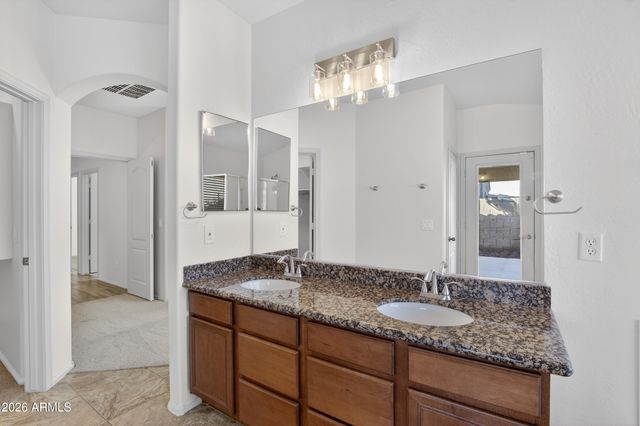 17662 W CHARTER OAK Road, Surprise, AZ 85388