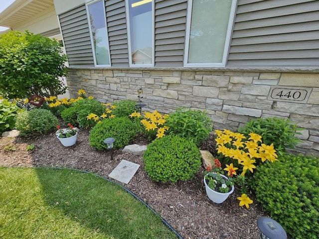 440 Grandview Drive, Waunakee, WI 53597