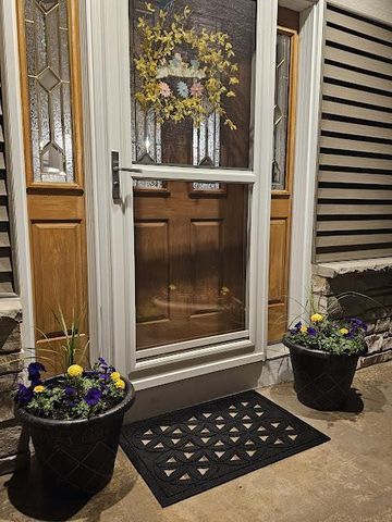 440 Grandview Drive, Waunakee, WI 53597