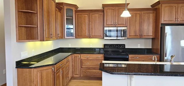 440 Grandview Drive, Waunakee, WI 53597