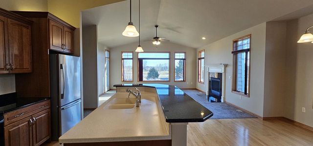 440 Grandview Drive, Waunakee, WI 53597