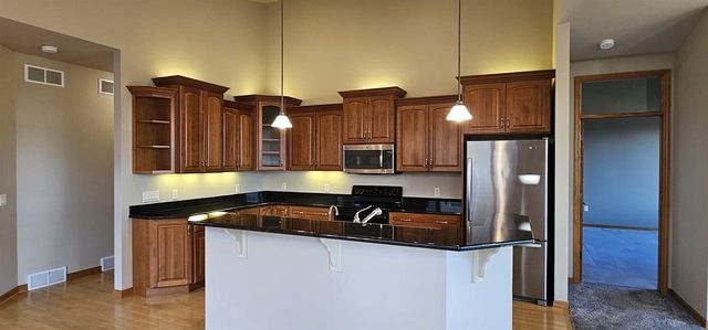 440 Grandview Drive, Waunakee, WI 53597