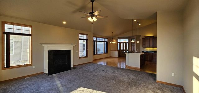 440 Grandview Drive, Waunakee, WI 53597