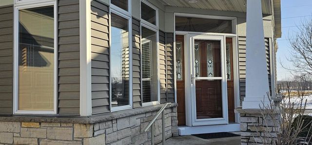 440 Grandview Drive, Waunakee, WI 53597