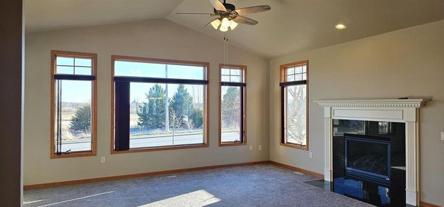 440 Grandview Drive, Waunakee, WI 53597