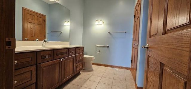 440 Grandview Drive, Waunakee, WI 53597