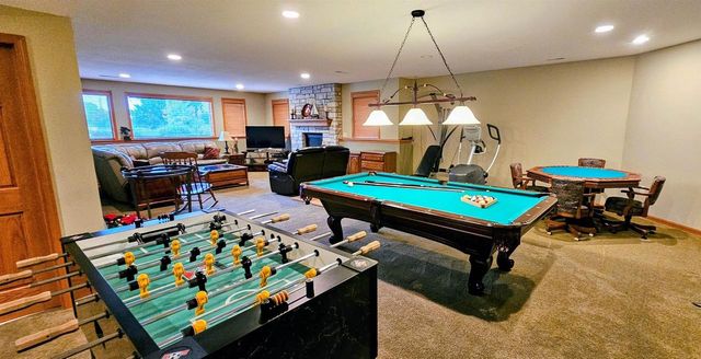 440 Grandview Drive, Waunakee, WI 53597